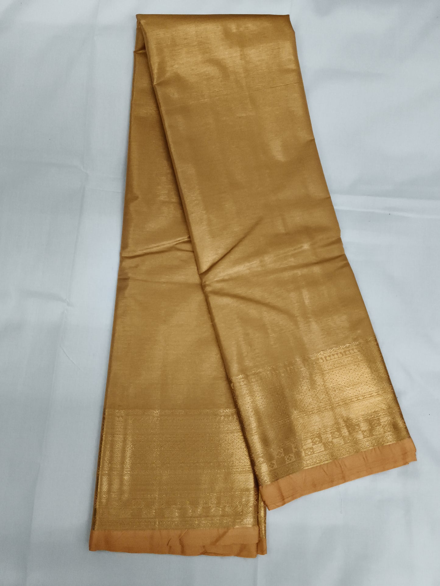 Taniyawar pattu sarees