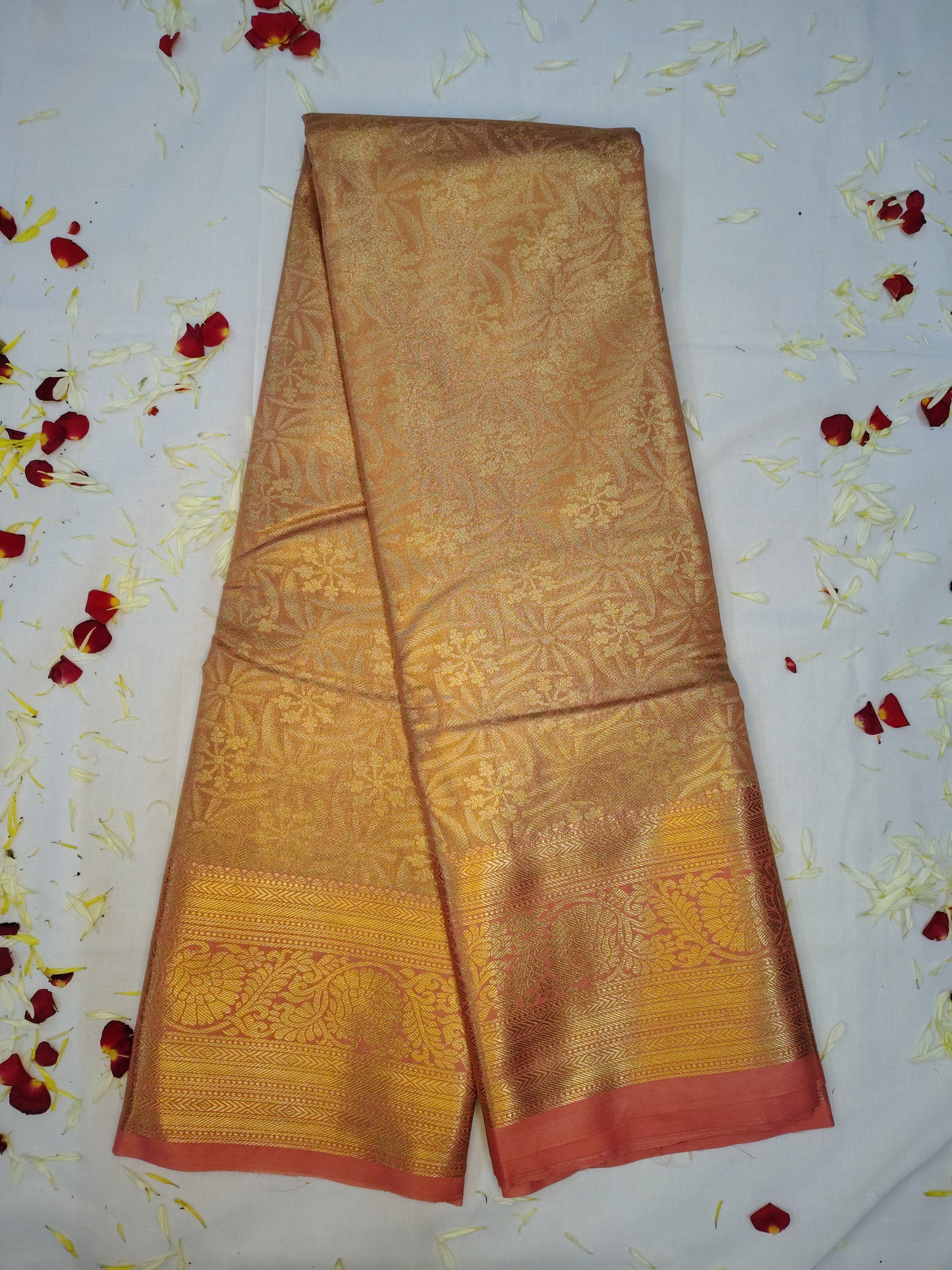 Taniyawar pattu sarees