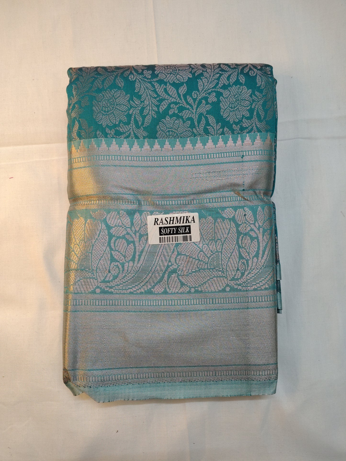 Pettubadi brocade saree semi pattu